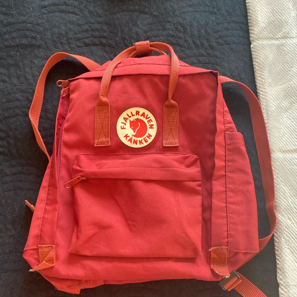Authentic FJALLRAVEN KANKEN Large Backpack
